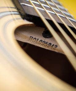 Guitar Yamaha FX370C 2